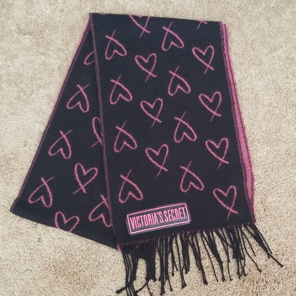 Scarf - Picture 2 of 5